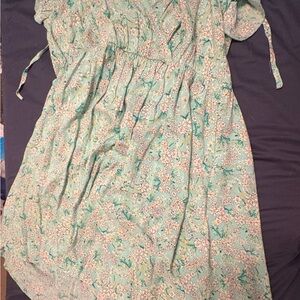 Floral women’s Dress in Mint Green